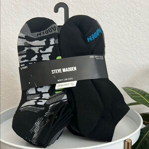 Steve Madden Men's Black and Gray Low Cut Socks